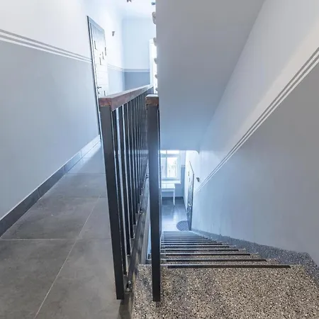 Homly S22 Apartment