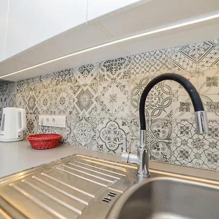 Homly S22 Apartment *
