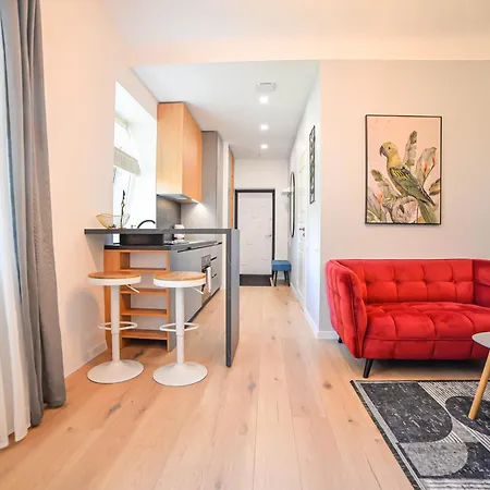 Homly S22 Apartment *