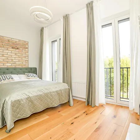 Homly S22 Lägenhet *